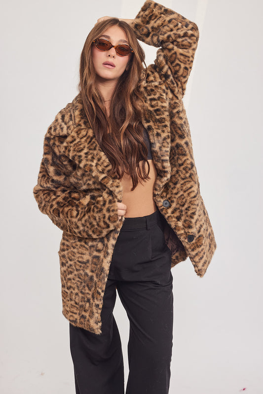 The Coat NH - בלי כובע מנומר