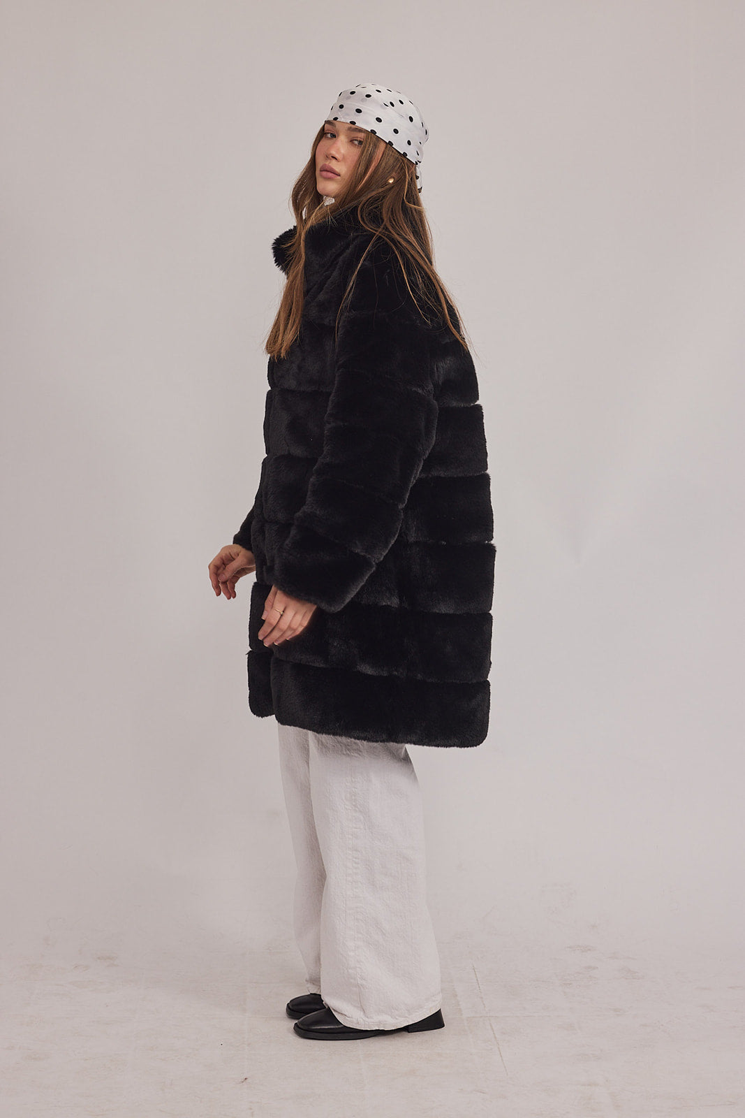 Goldy Coat - מעיל גולדי שחור