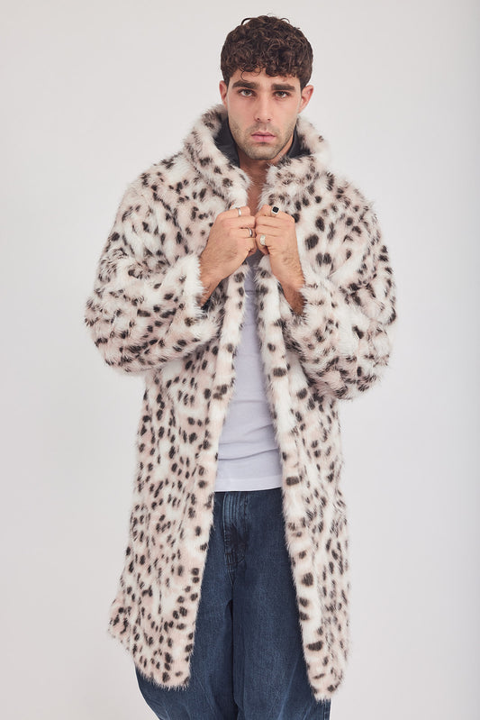 The Coat WH + עם כובע פומה