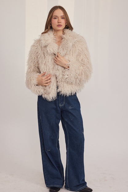 Elis Coat - פרווה מתולתלת