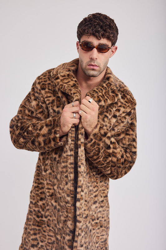 The Coat NH + בלי כובע מנומר