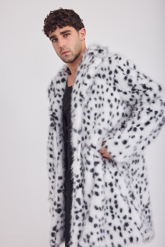 The Coat NH + בלי כובע פומה