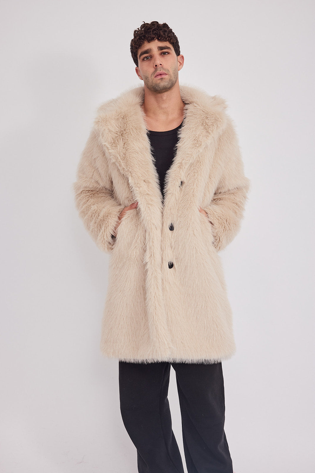 The Coat NH + בלי כובע סופי בז׳