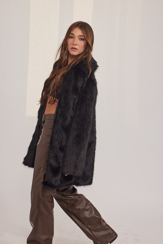 The Coat NH - בלי כובע סופי שחור