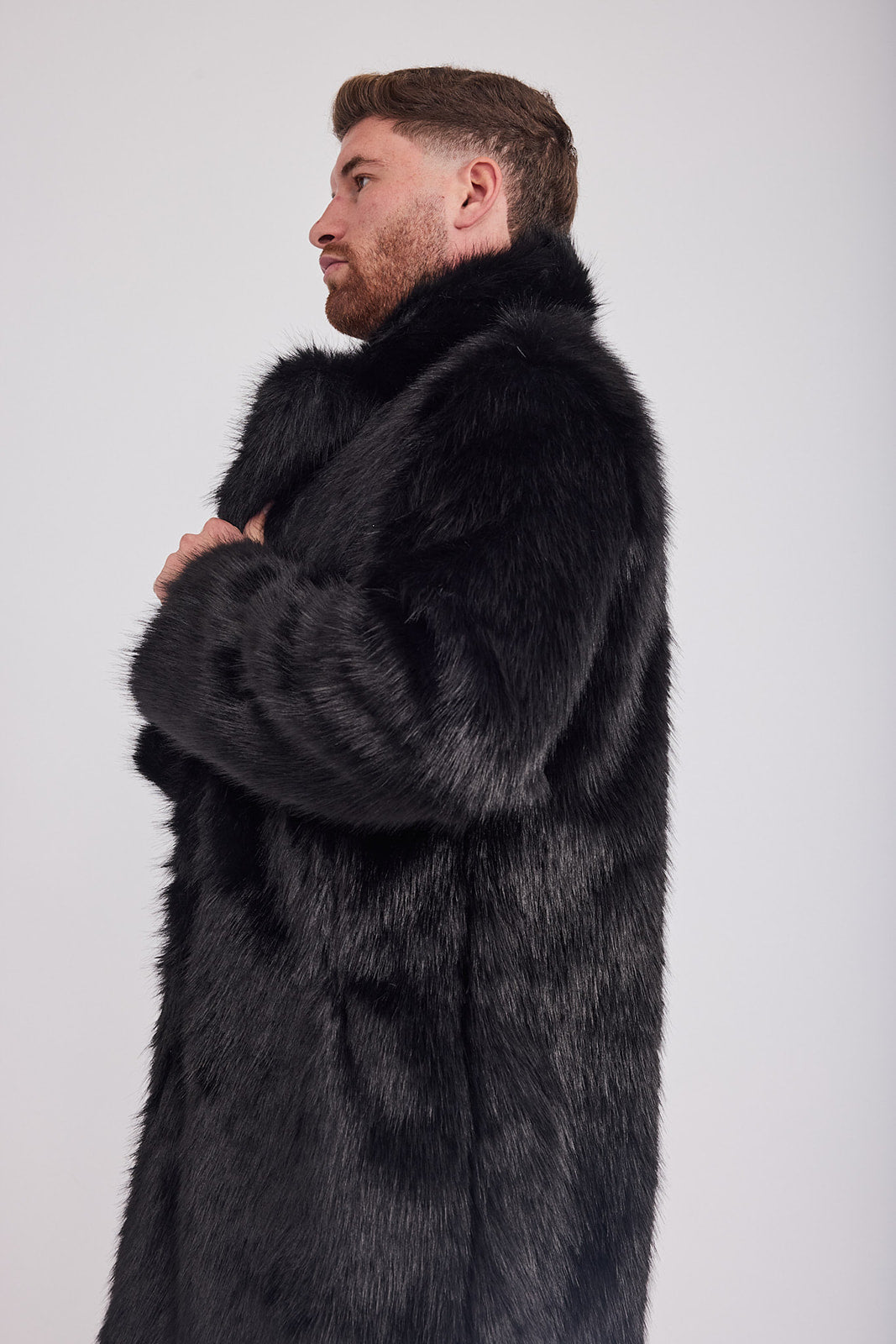 The Coat NH + בלי כובע סופי שחור