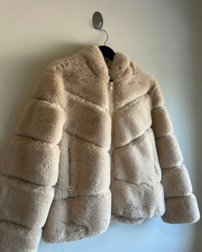 מעיל ברברה - בז׳