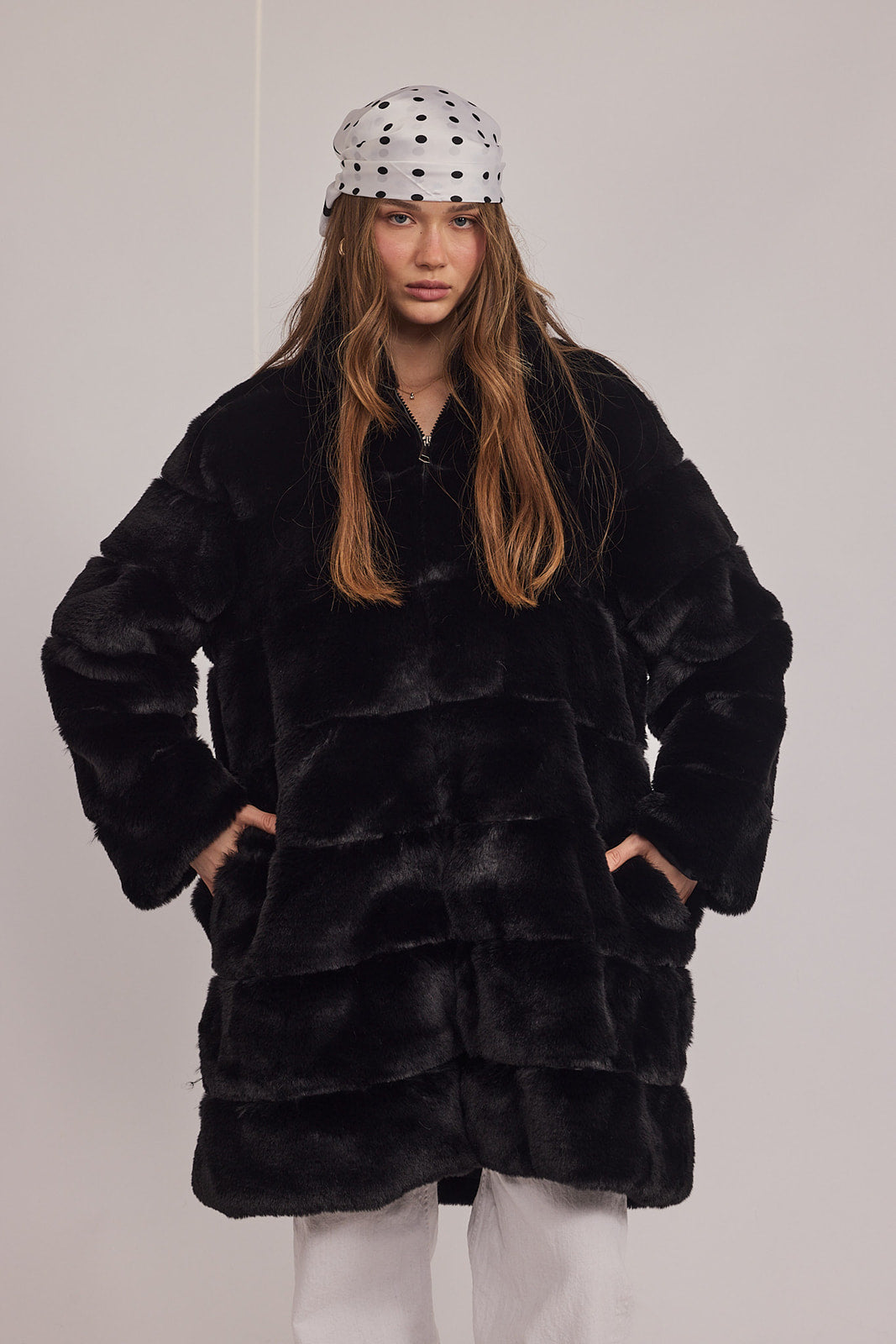 Goldy Coat - מעיל גולדי שחור