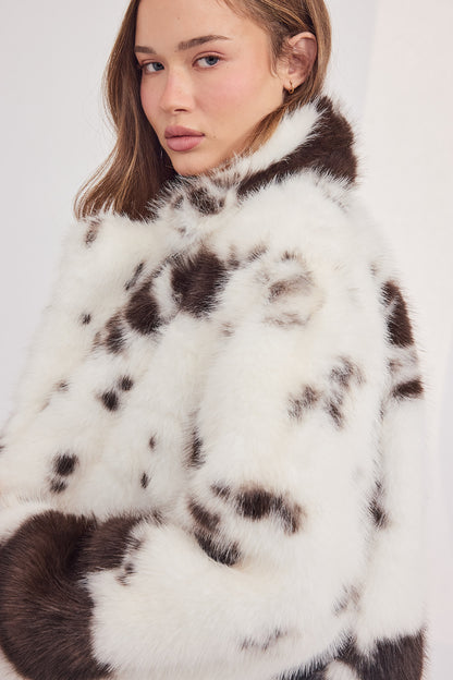 The Coat NH - בלי כובע פרה חום לבן