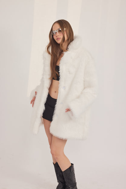 The Coat NH - בלי כובע סופי לבן