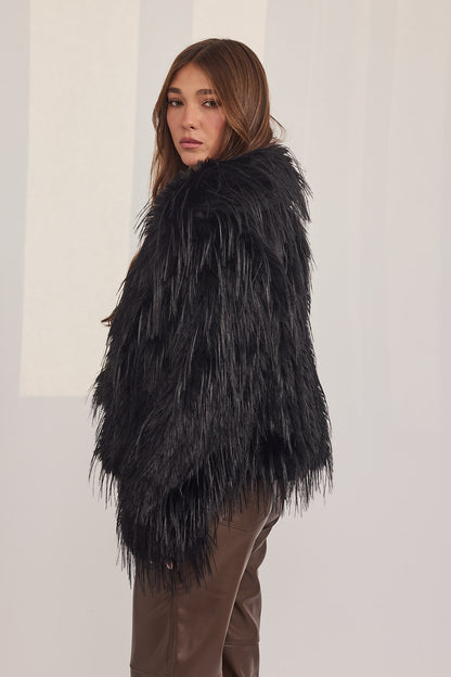 Elis Coat - פרוות חוטים