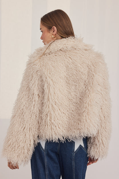 Elis Coat - פרווה מתולתלת