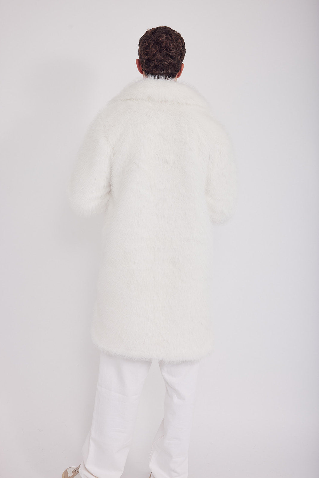 The Coat NH - בלי כובע סופי לבן
