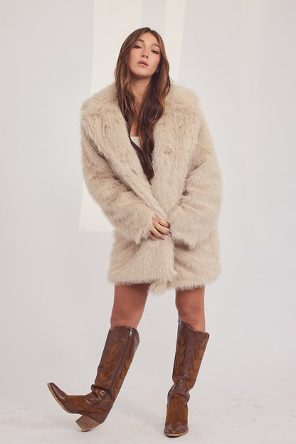 The Coat NH - בלי כובע סופי בז׳