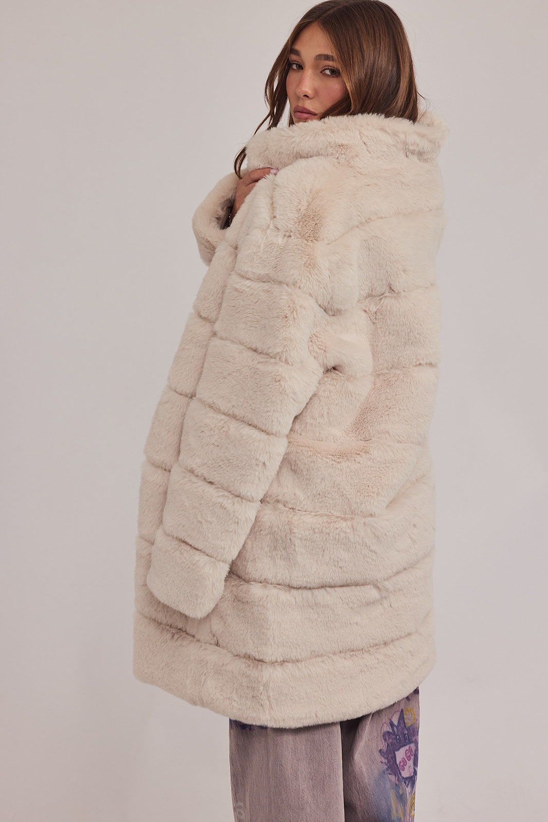 Goldy Coat - מעיל גולדי בז׳