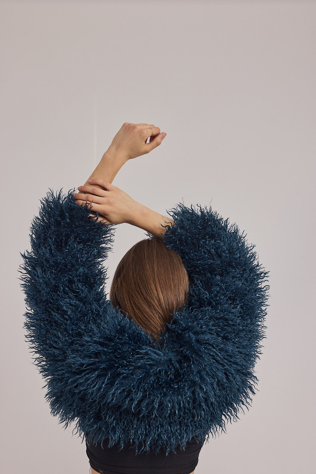 Celina Coat - שרוולון מתולתל