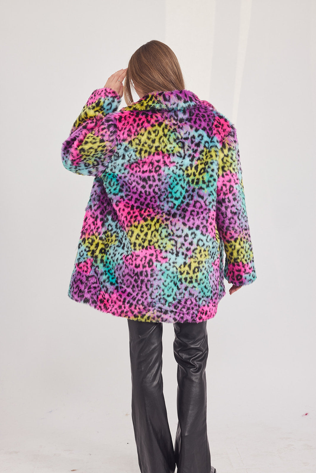 The Coat NH - בלי כובע נמר צבעוני