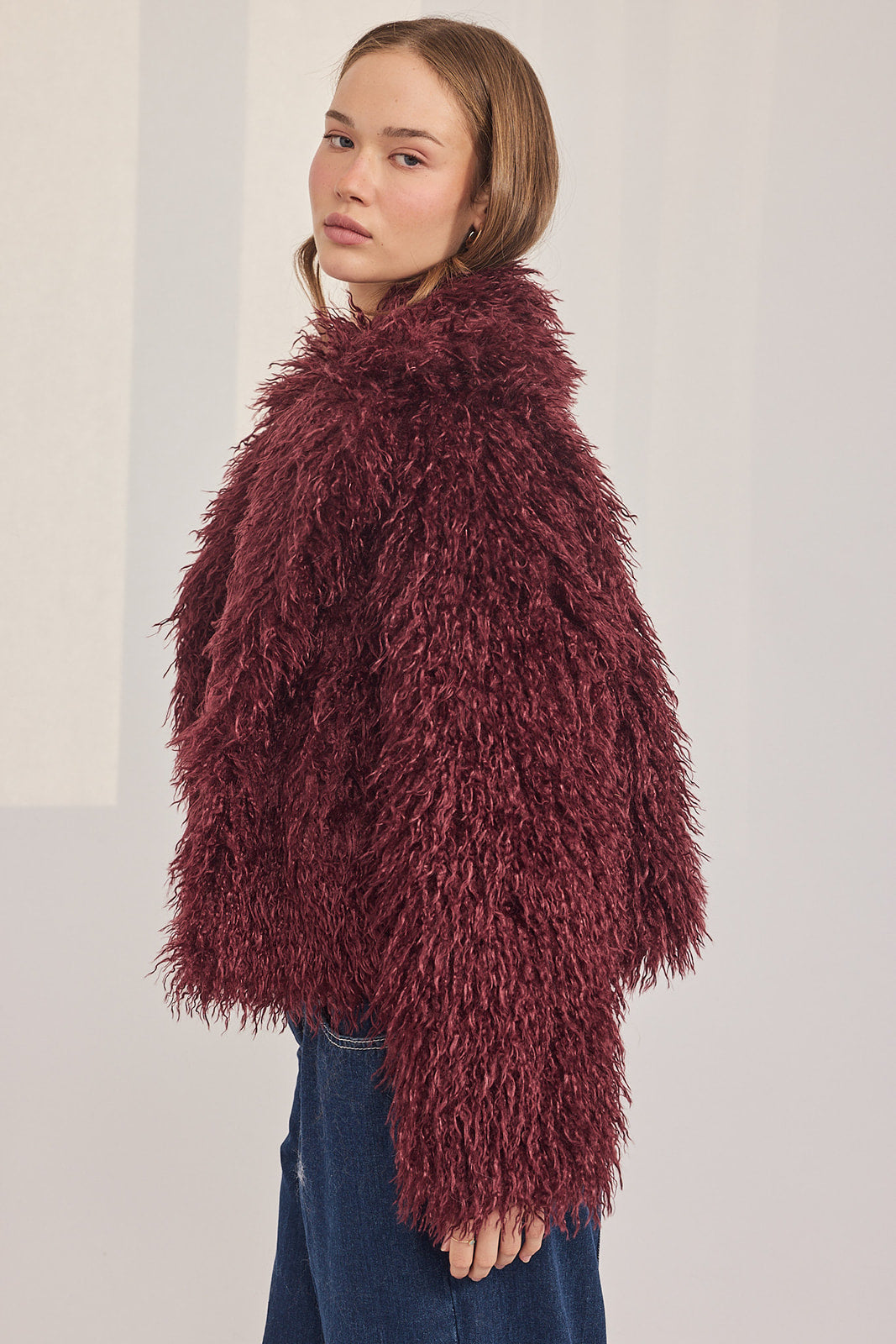 Elis Coat - פרווה מתולתלת