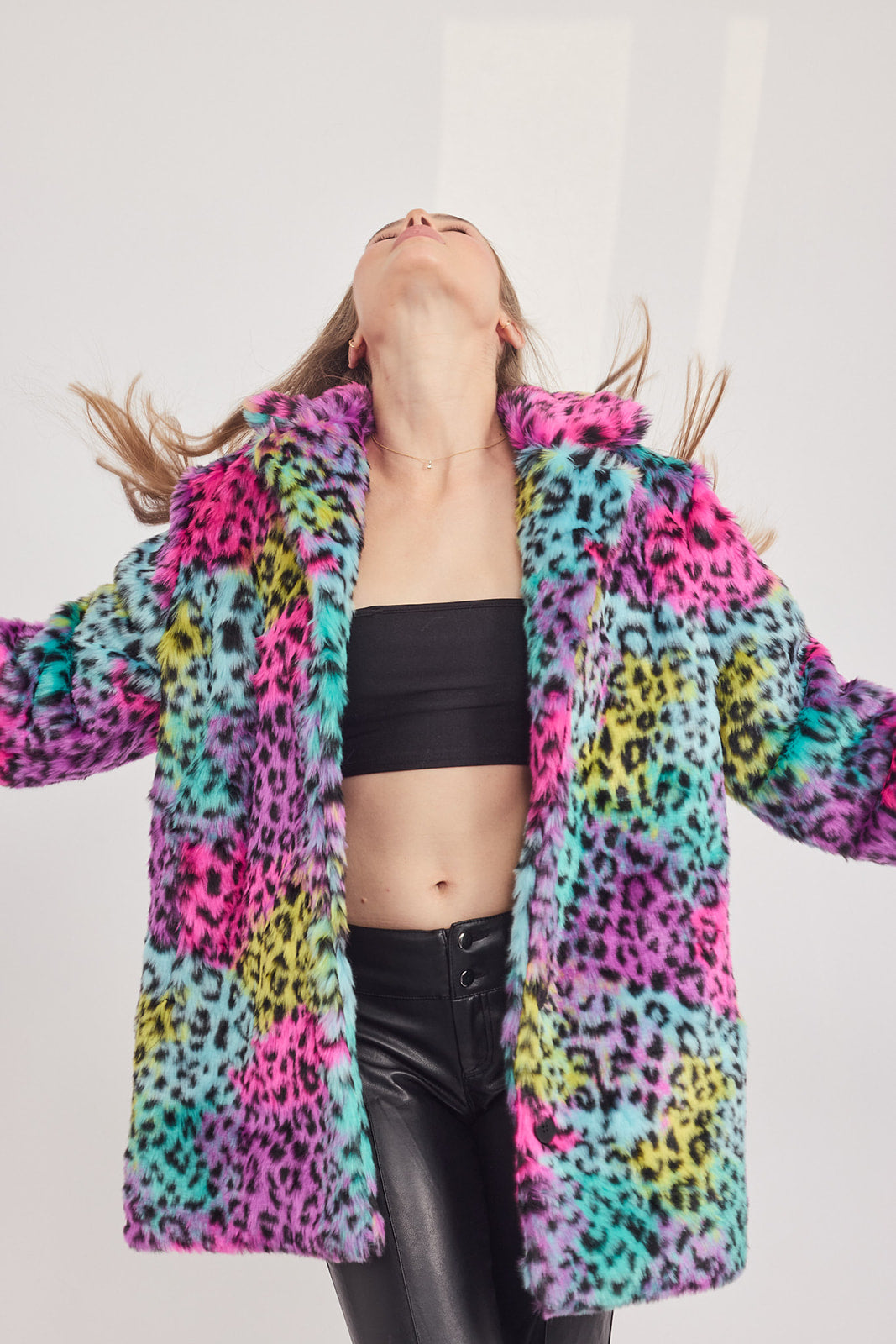 The Coat NH - בלי כובע נמר צבעוני