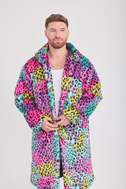 The Coat WH + עם כובע נמר צבעוני