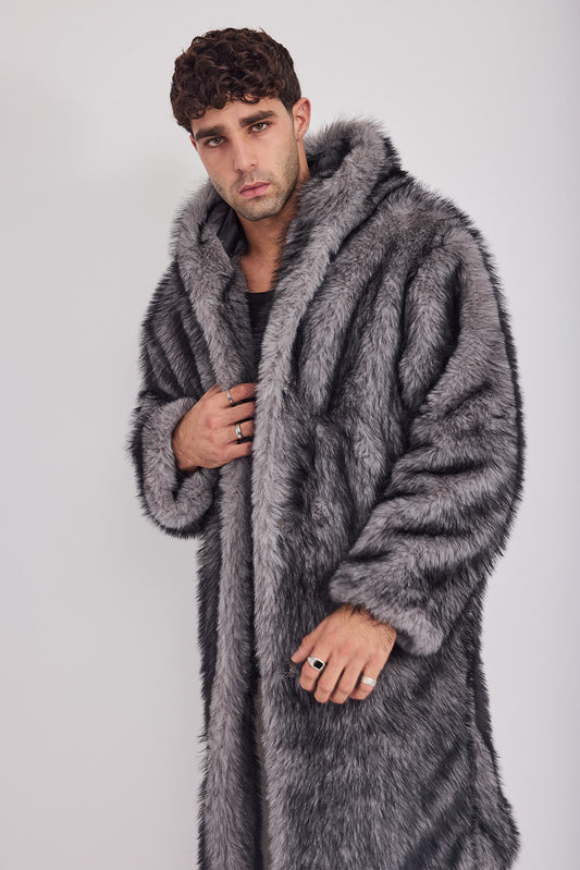 The Coat WH + עם כובע שועל אפור