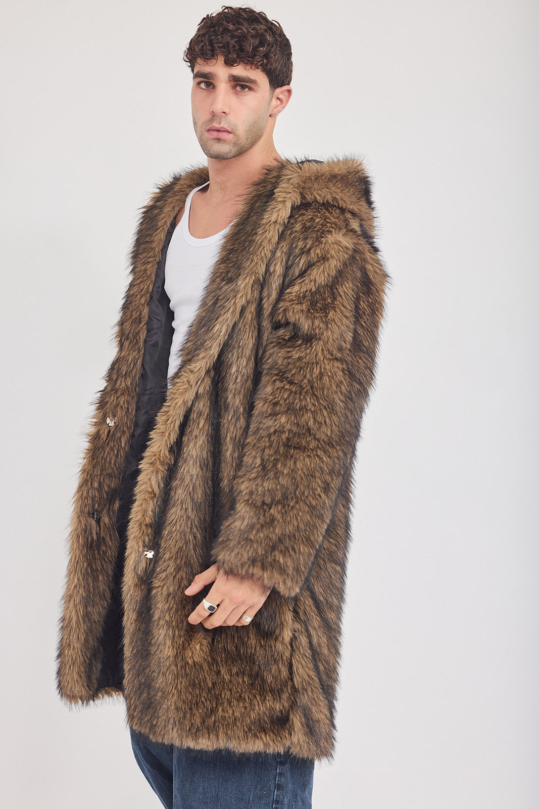 The Coat WH + עם כובע שועל חום