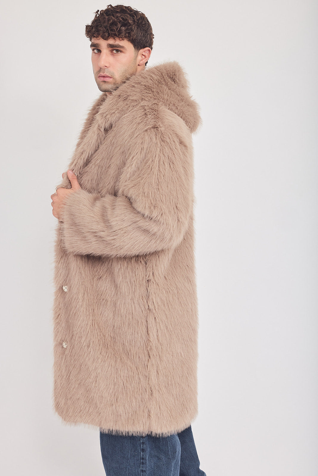 The Coat WH + עם כובע סופי חום בהיר