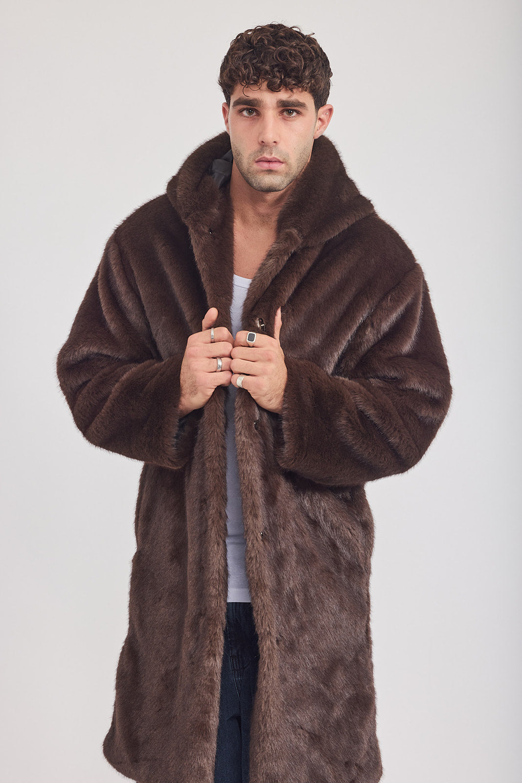 The Coat WH + עם כובע מינק חום