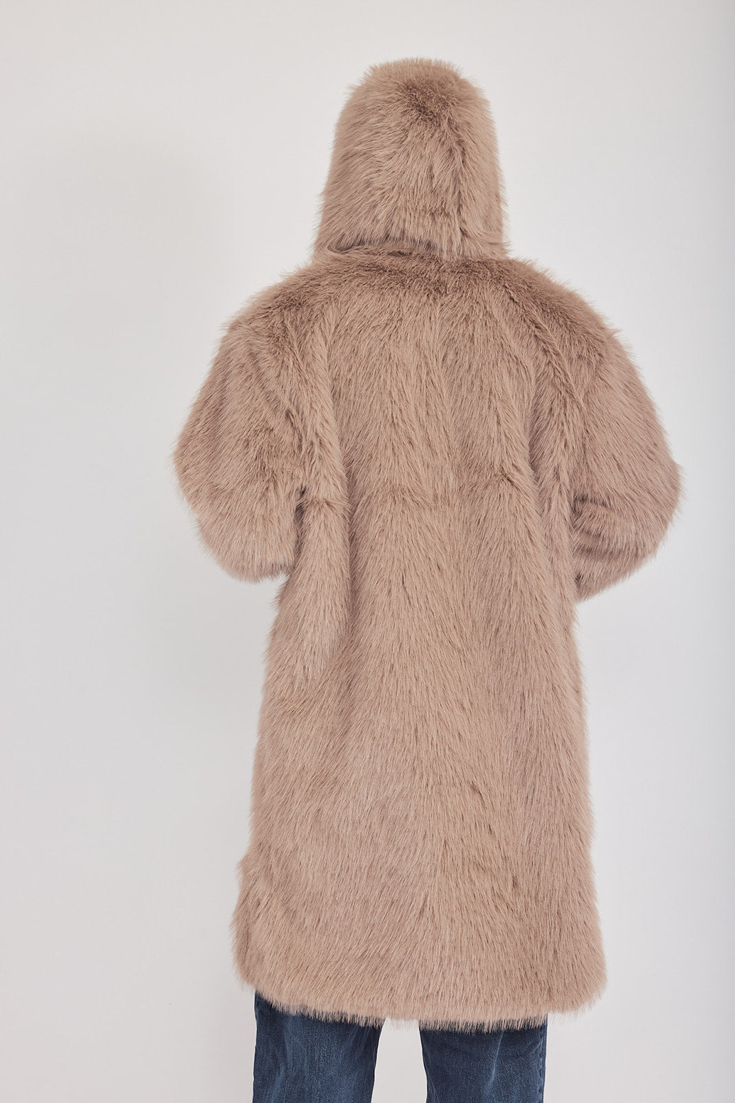 The Coat WH + עם כובע סופי חום בהיר